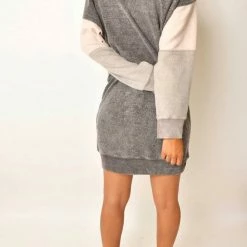 Outlet 😍 Vintage Havana Colorblock Turtle Neck 👗 Dress in Grey for 👩 women 🥰 -Vintage Havana Shop 22697a94626548a1a549f106228ffe27 1080x